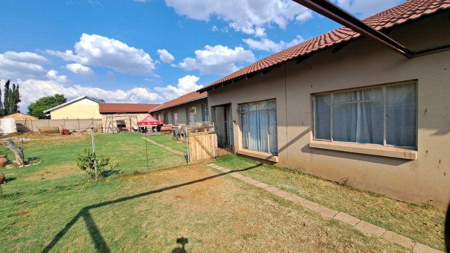 4 Bedroom Property for Sale in Uitsig Free State